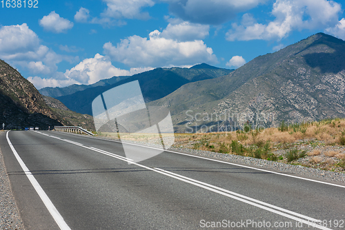 Image of Chuysky trakt road in the Altai mountains.