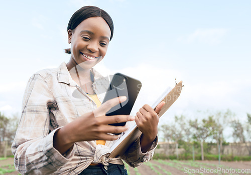 Image of Agriculture, farm and woman with phone, clipboard and digital notes of ecology research or eco friendly farming. Sustainability field, agronomist farmer analysis or black girl study plantation growth