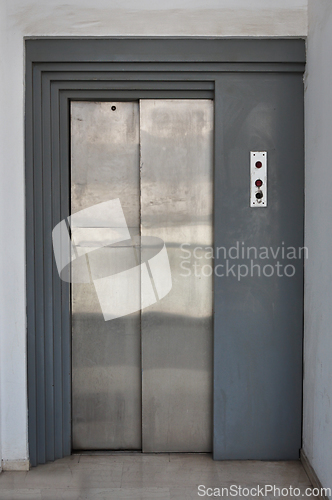 Image of elevator lift with sliding doors