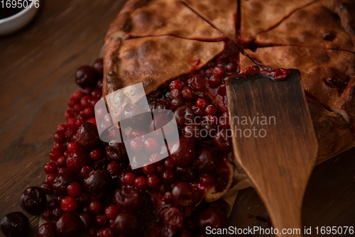 Image of Berries pie with fresh berries and jam