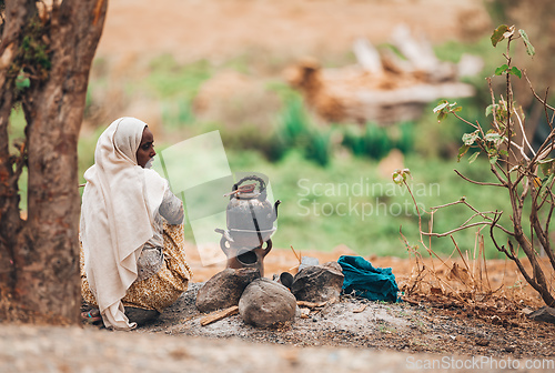 Image of women preparing bunna coffee, Ethiopia