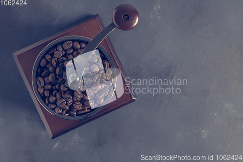 Image of Manual coffee grinder