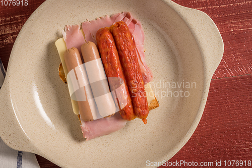 Image of Francesinha on plate preparations