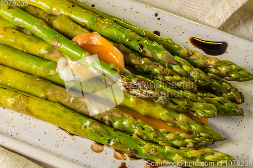 Image of Asparagus cooked with egg 