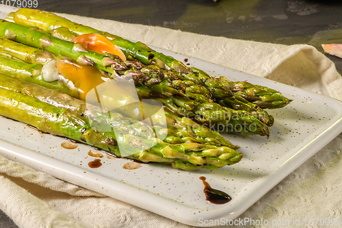 Image of Asparagus cooked with egg 