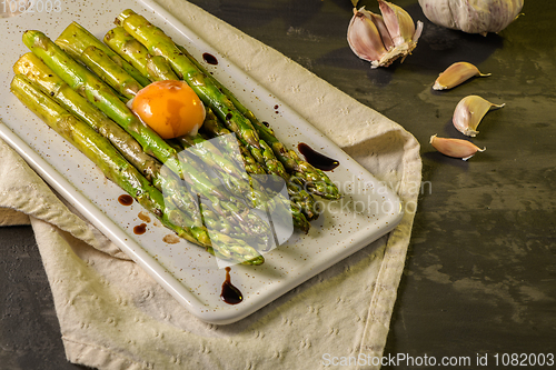 Image of Asparagus cooked with egg 