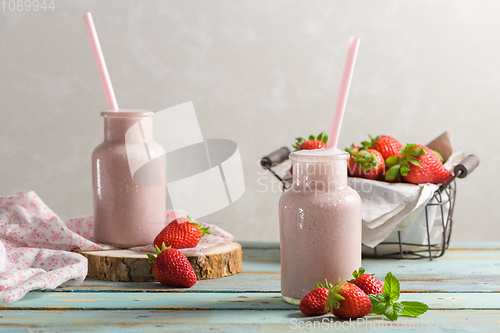 Image of Healthy strawberry smoothie