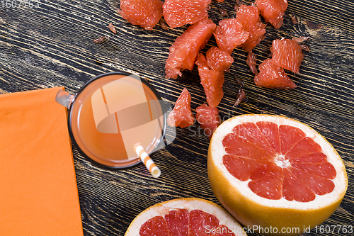 Image of fresh grapefruit juice