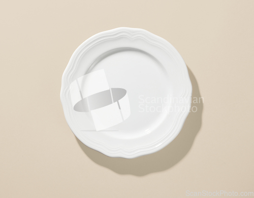 Image of white empty plate