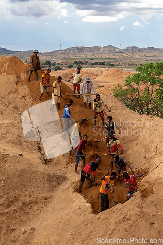Image of Working in tandem, gems miners united their effort. Ilakaka, Madagascar