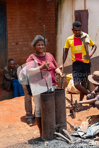 Image of Malagasy couple runs a blacksmithing business in Mandoto, Madagascar