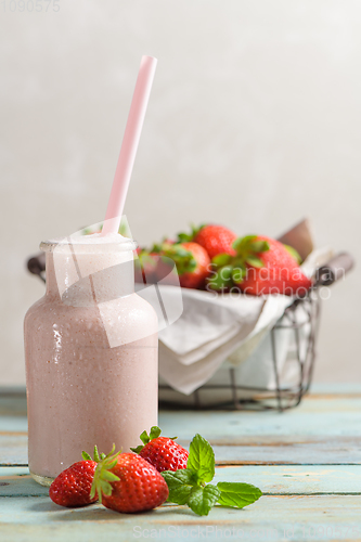 Image of Healthy strawberry smoothie