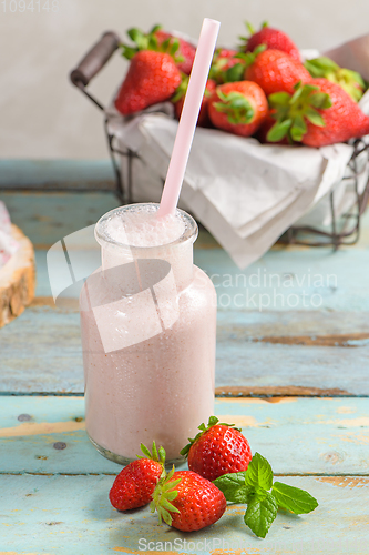 Image of Healthy strawberry smoothie