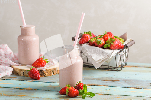 Image of Healthy strawberry smoothie