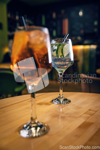 Image of Aperol spritz and gin tonic cocktails