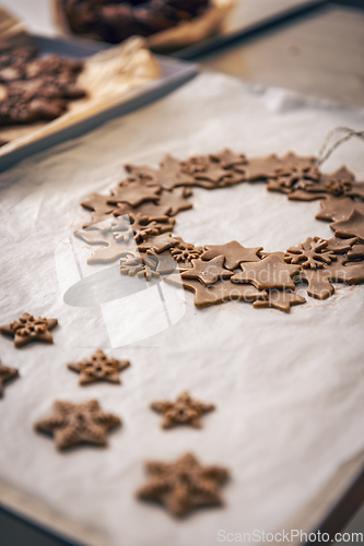 Image of Raw gingerbread cookie wreath
