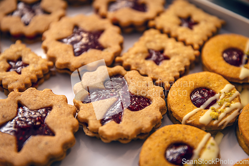 Image of Linzer Christmas cookies