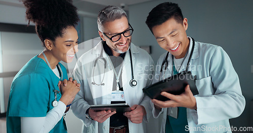 Image of Doctors, nurses and tablet with healthcare success, applause and celebration of hospital results or solution. Happy medical team, mentor and students on digital technology for hospital news or goals