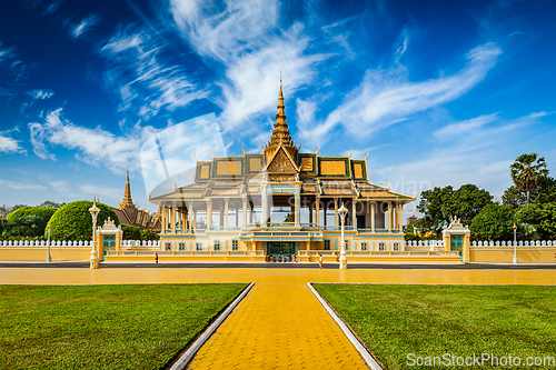 Image of Phnom Penh Royal Palace complex