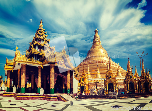 Image of Shwedagon pagoda