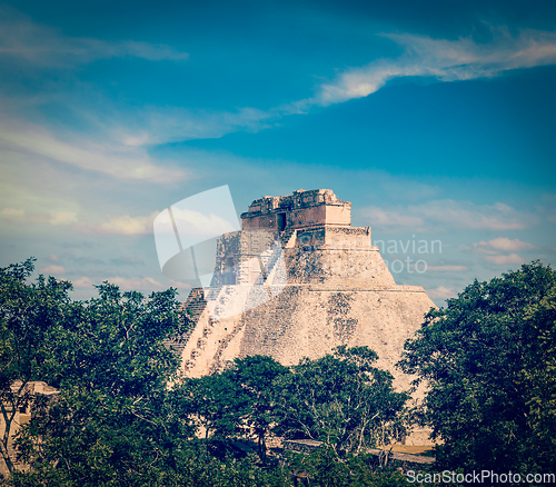 Image of Mayan pyramid Pyramid of the Magician, Adivino