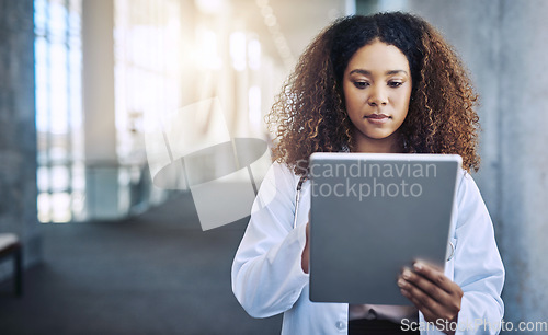 Image of That search engine wont give you the advice Ill give you. a female doctor using a digital tablet.