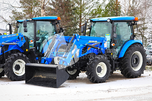 Image of New Holland T4.75S Tractor in Winter