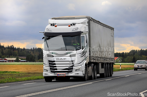 Image of Customised New DAF XF530 Semi Trailer on Road