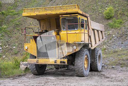 Image of yellow haul truck