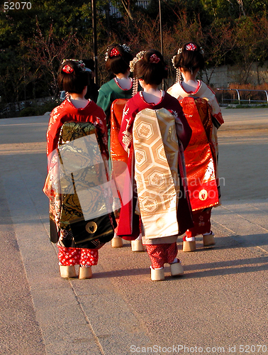 Image of Geisha group