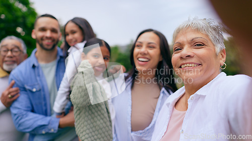 Image of Park selfie of big family, happy kids and parents, smile and bonding on weekend in nature. Photography, fun and memory for grandparents, mother and father with children in garden portrait with love.