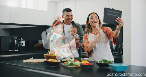 Image of Tablet, family smile and video call while cooking, happy and internet on technology, communication and greeting. Parents, people or children, hello and networking or connection, conversation and wave