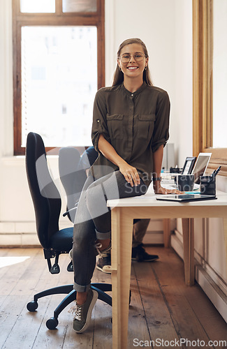 Image of Creative startup entrepreneur and leader, motivation and inspiration for young females. Happy caucasian business woman and owner of consulting agency you can trust, sitting and smiling on work desk.