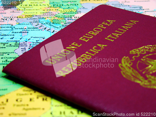 Image of Italian passport