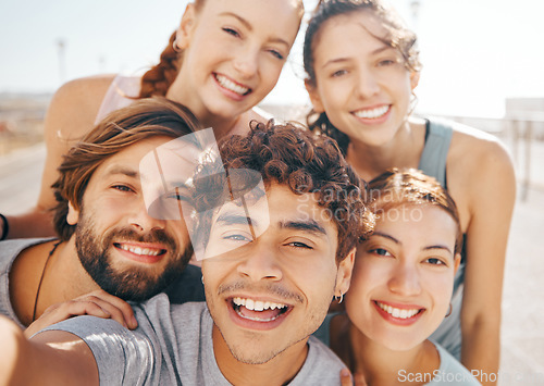 Image of Selfie, fitness and group of friends happy and excited to start a workout, exercise and training together as a team. Summer, smile and portrait of smiling men with woman living a healthy lifestyle