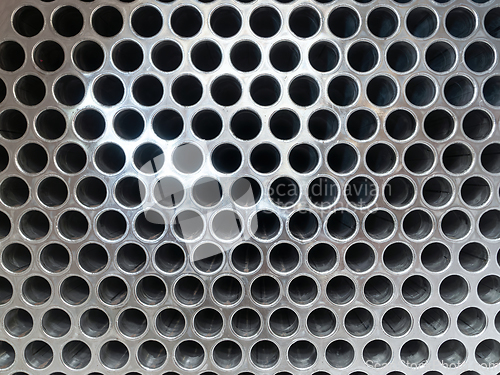 Image of End plate of shell and tube condenser.