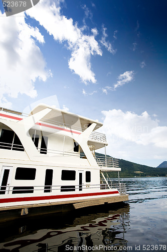 Image of Luxury House Boat