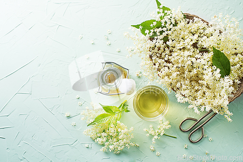 Image of Elder flower lemonade