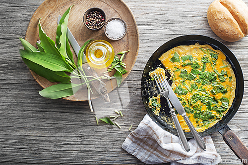 Image of Omelette wild garlic spring