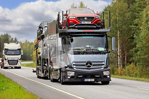 Image of Mercedes-Benz Actros Vehicle Carrier Truck Transports Cars 