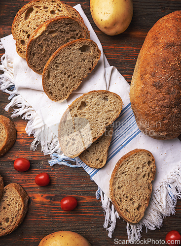 Image of Artisan sliced toast bread