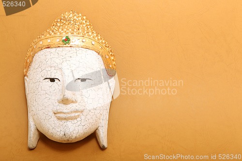 Image of yellow buddha 