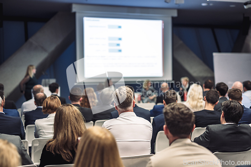 Image of Round table discussion at business conference event.