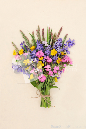 Image of Spring Wildflower Posy of English Flowers