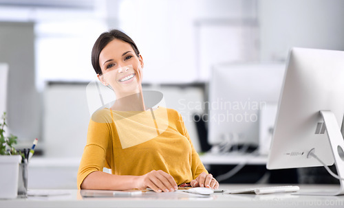 Image of Portrait, employee and woman at a desk, computer and thinking with internet and brainstorming with decision. PR agency, smile and SEO specialist with a pc and ideas for a project, office and planning