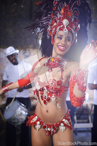 Image of Show, dance and woman at carnival with costume for celebration, music and happy band performance in Brazil. Samba, party and girl in street festival, parade and culture in Rio de Janeiro with smile.