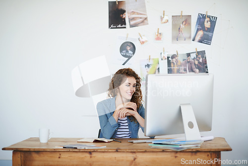 Image of Happy, woman and reading on computer for ideas, development or planning of online magazine or creative project. Visual editor, worker or graphic designer thinking of business website and social media