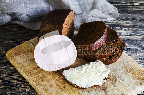 Image of sandwich with butter