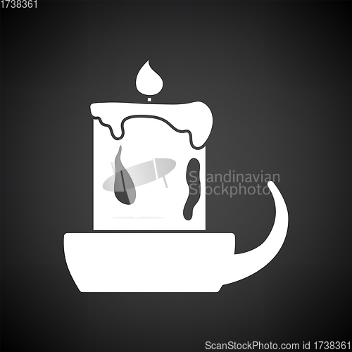 Image of Candle In Candlestick Icon
