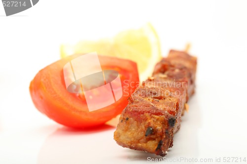 Image of tomato and kebab